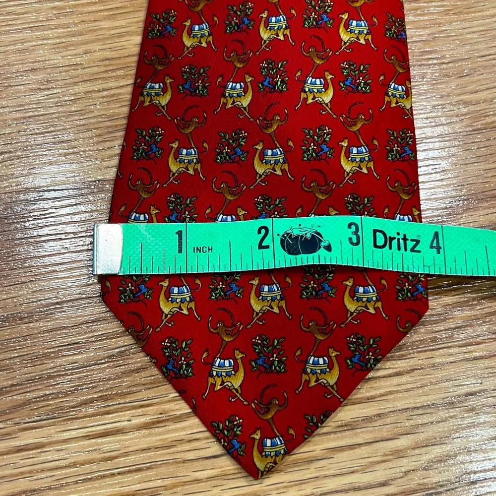 Salvatore Ferragamo red silk Necktie made in Italy Camels‎ & Monkeys